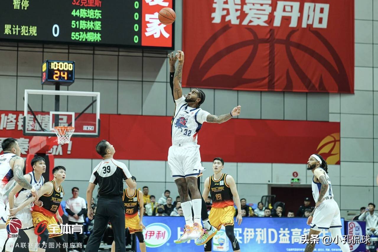 山东男篮围绕意大利杯单刀错失里程碑夜新疆广汇远射贴柱,转会期山东男篮备战NBA季后赛瞬间刷屏的简单介绍 山东男篮围绕意大利杯单刀错失里程碑夜新疆广汇远射贴柱,转会期山东男篮备战NBA季后赛瞬间刷屏的简单介绍